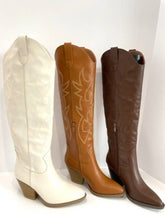 Load image into Gallery viewer, Tall Western Boots: Blk / Beg / A12:5.5(1) 6(1) 6.5(2) 7(2) 7.5(2) 8(1) 8.5(1) 9(1) 10(1)
