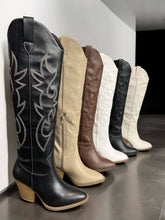 Load image into Gallery viewer, Tall Western Boots: Blk / Beg / A12:5.5(1) 6(1) 6.5(2) 7(2) 7.5(2) 8(1) 8.5(1) 9(1) 10(1)

